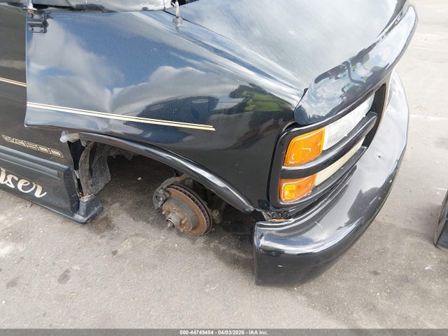 GMC Savana Upfitter