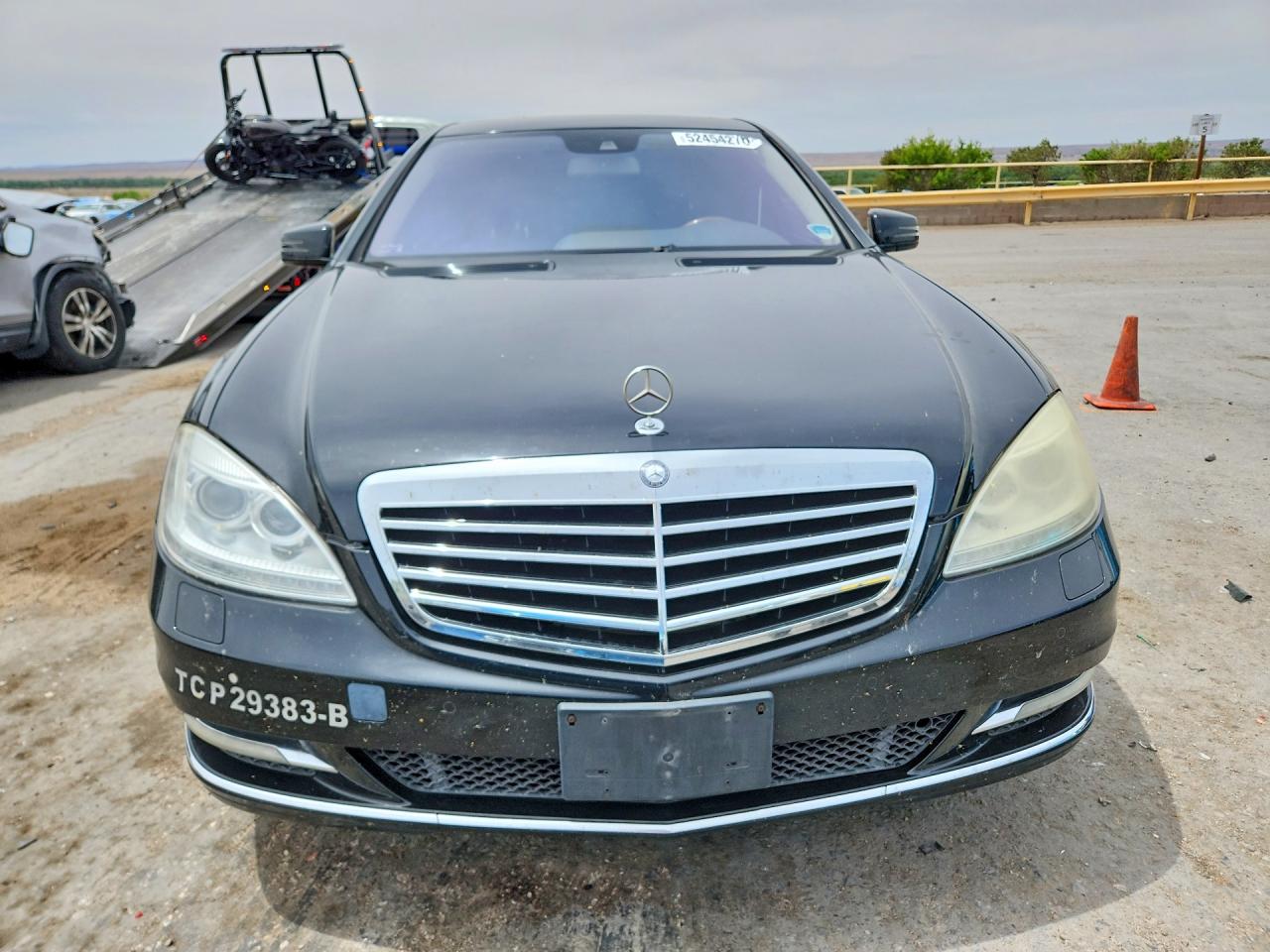 Mercedes-Benz S-Class 550
