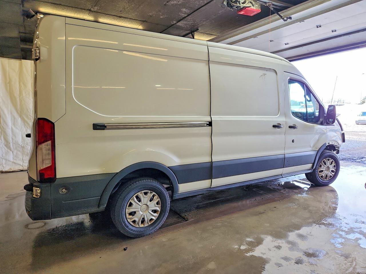 Ford Transit T-250