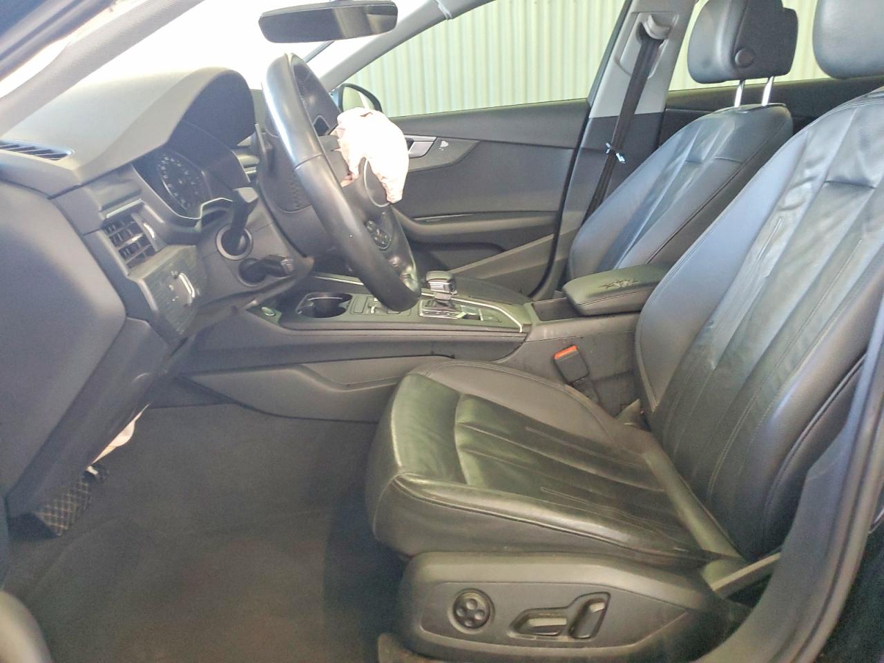 Audi A4 Premium