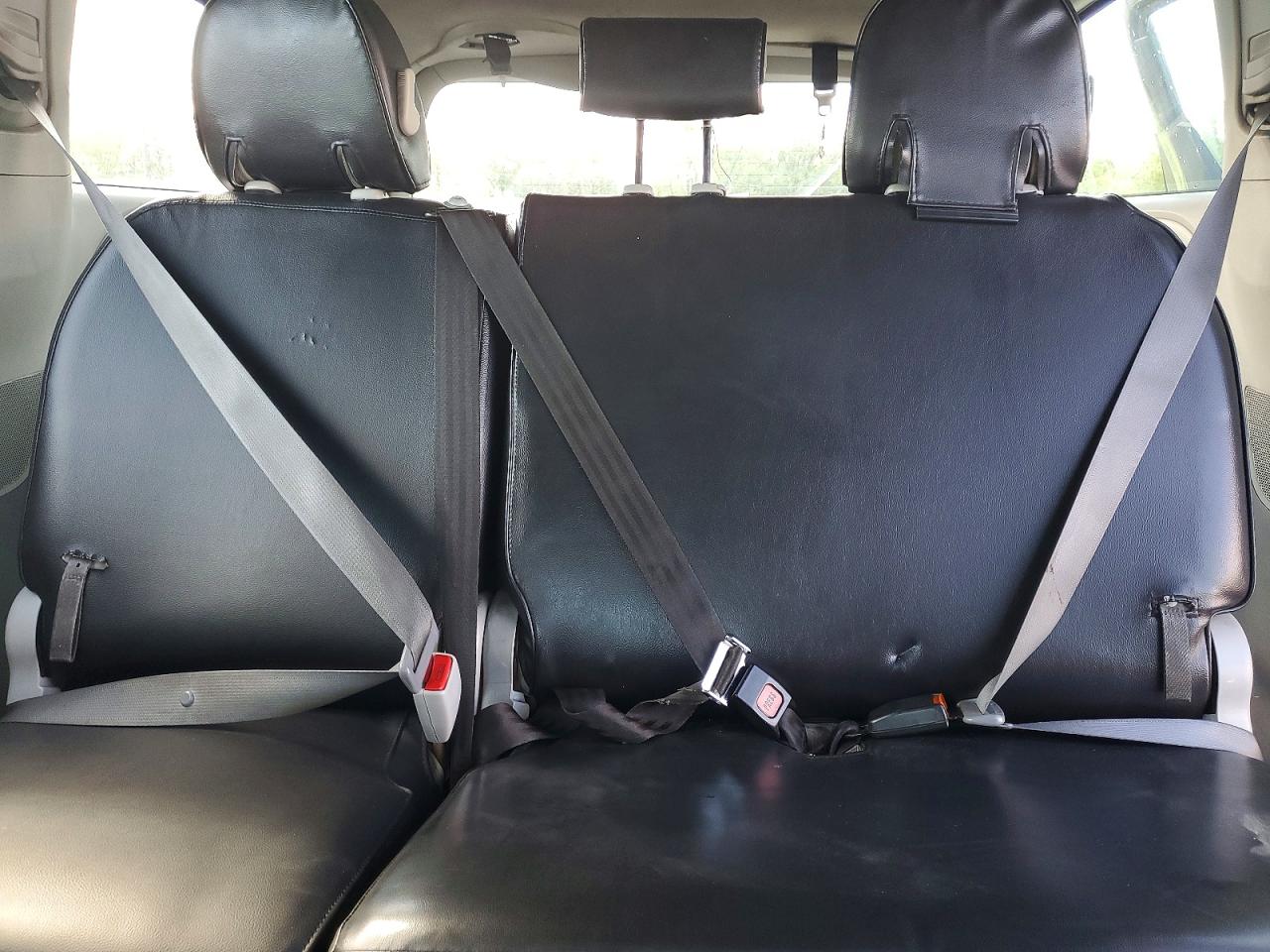 Toyota Sienna L 7-passenger