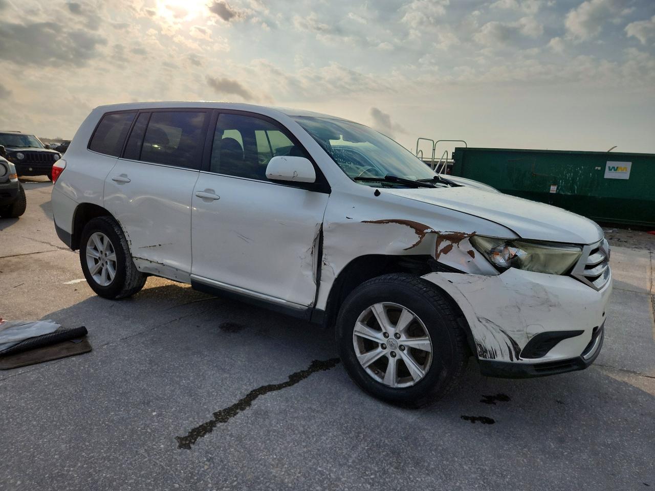 Toyota Highlander Base