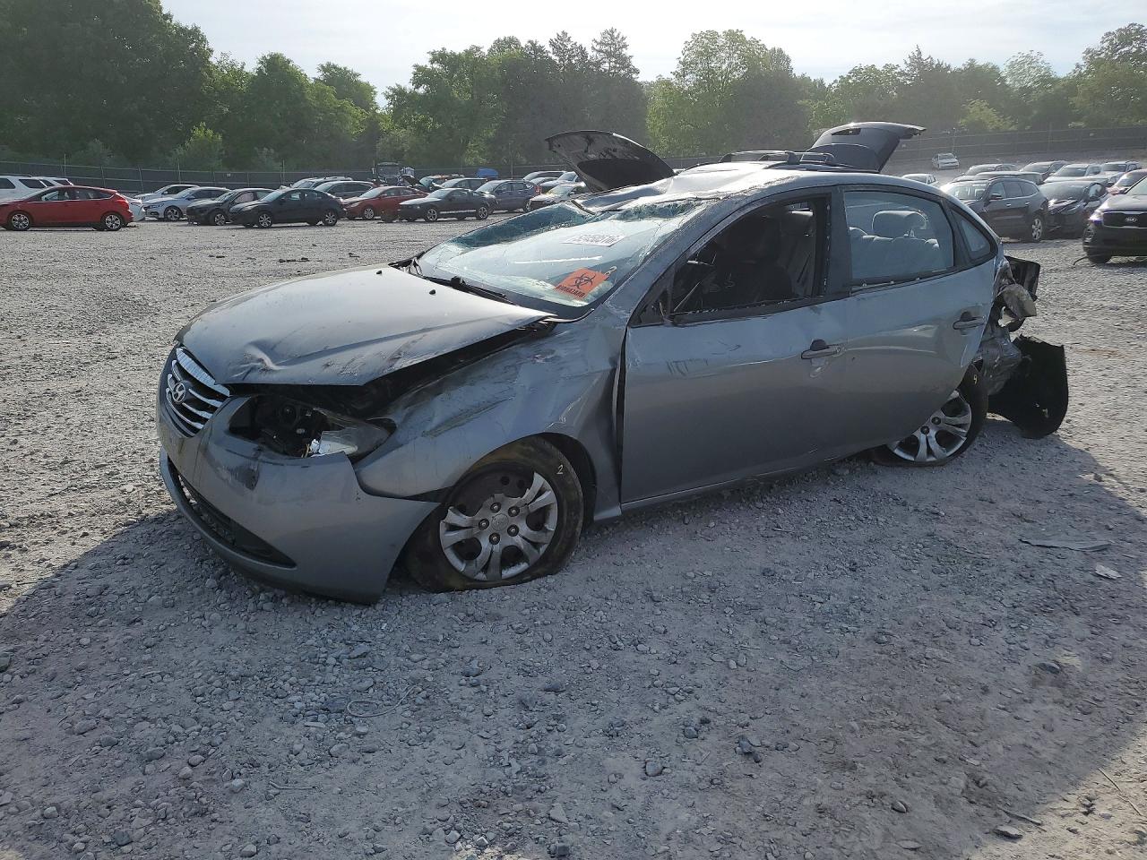 Salvage Hyundai ELANTRA Image