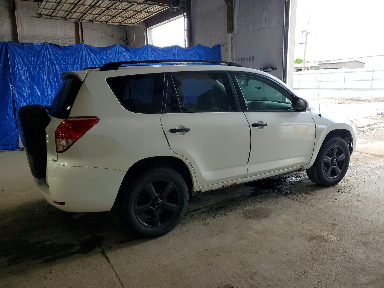 Toyota RAV4 Base