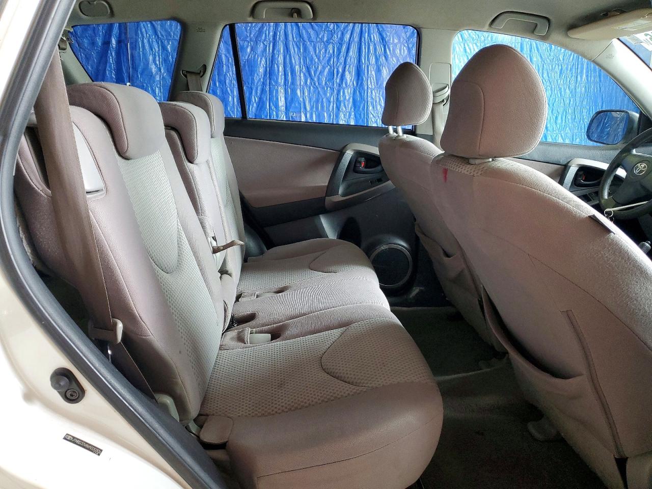 Toyota RAV4 Base