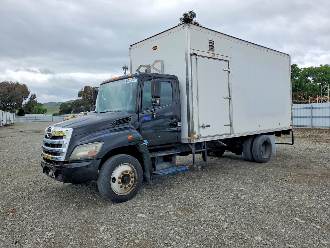 Salvage Hino 258 268 Image