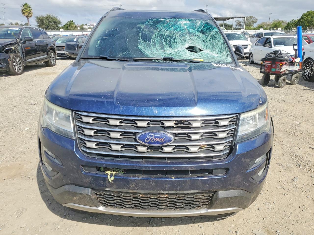 Ford Explorer Xlt