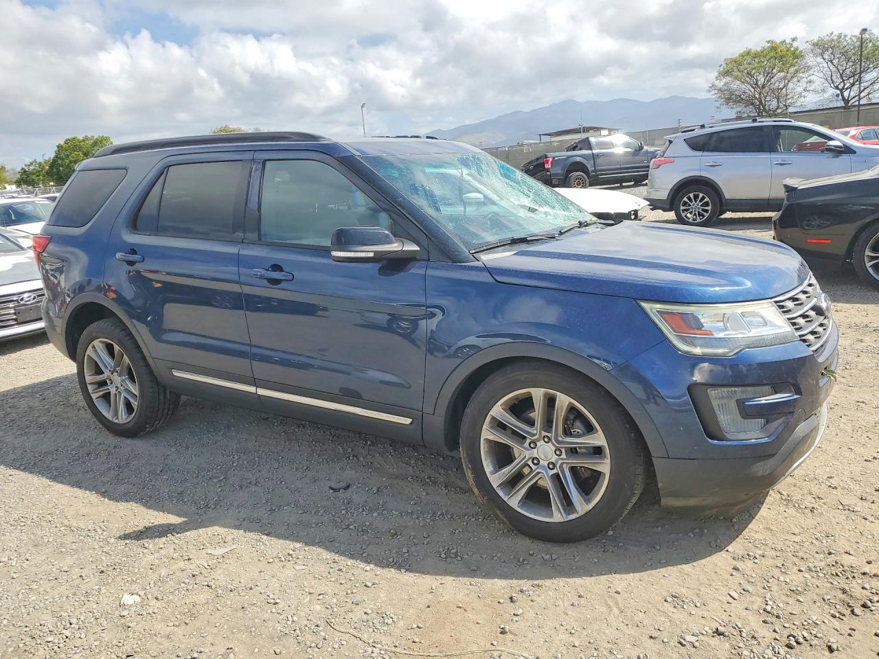 Ford Explorer Xlt