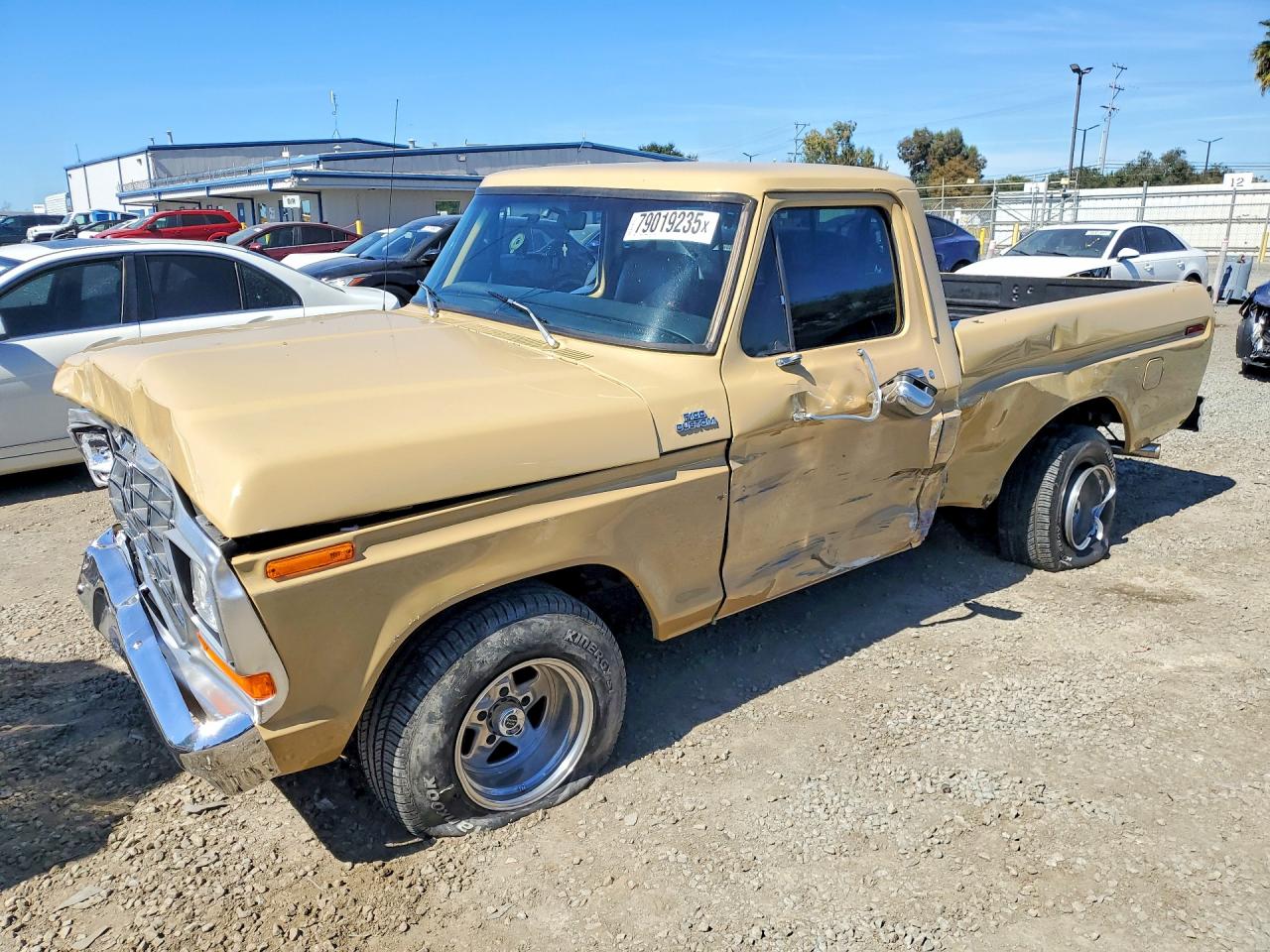 Salvage Ford F-100 Image