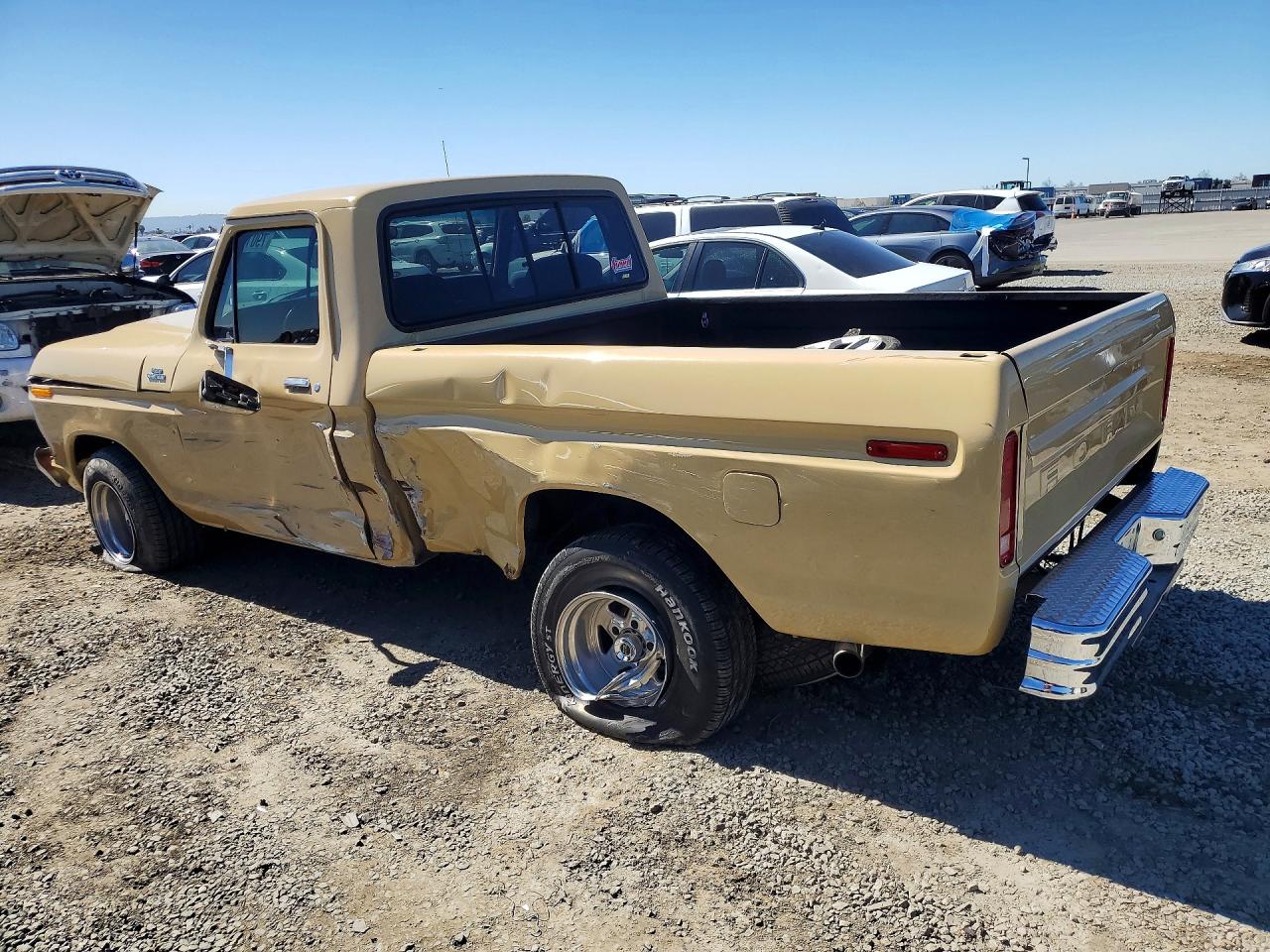 Ford F-100