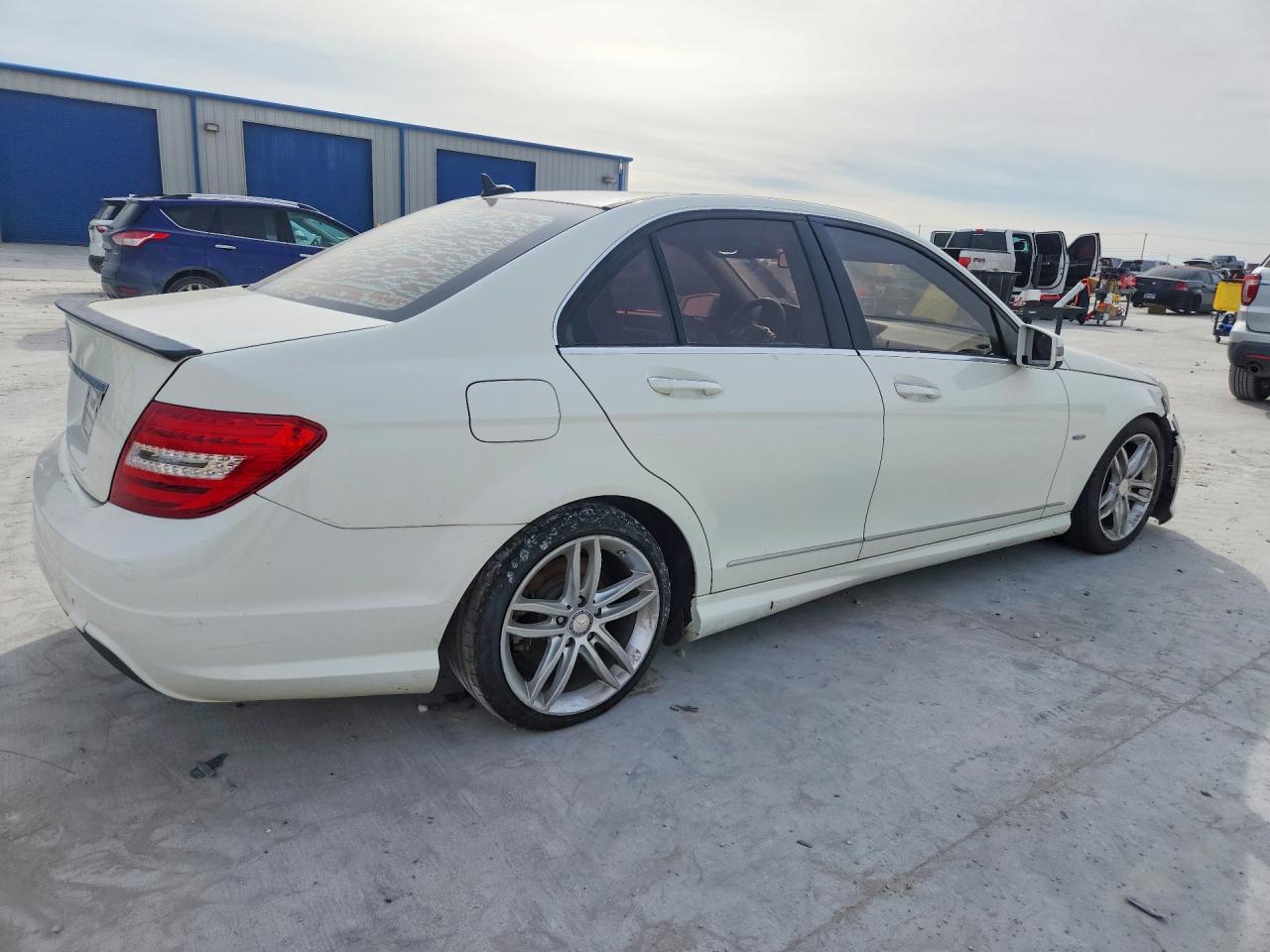 Mercedes-Benz C-Class 250