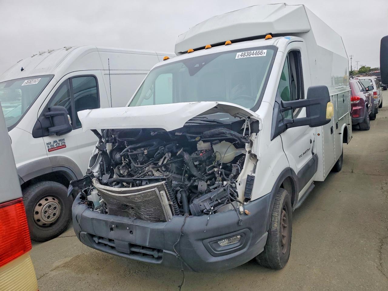 Salvage Ford Transit Image