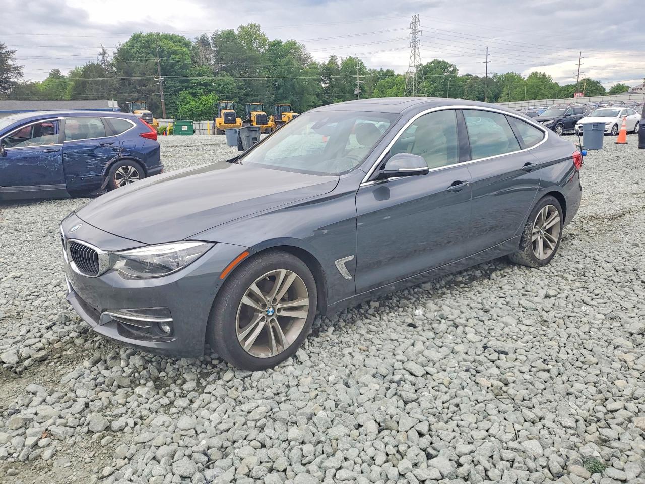 Salvage BMW 3 Series Image