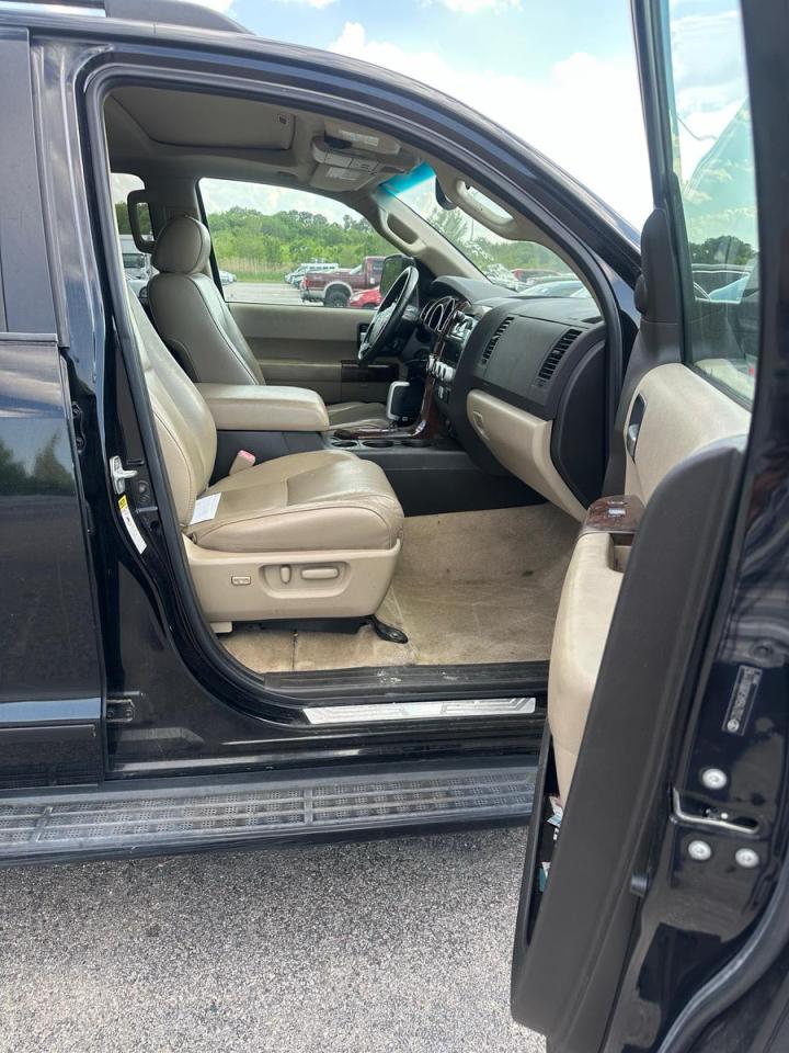Toyota Sequoia Limited