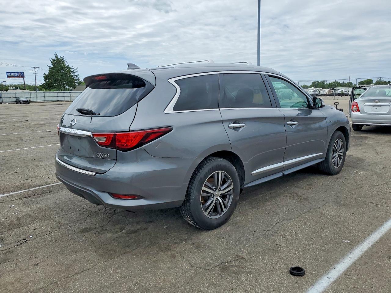 INFINITI Qx Base