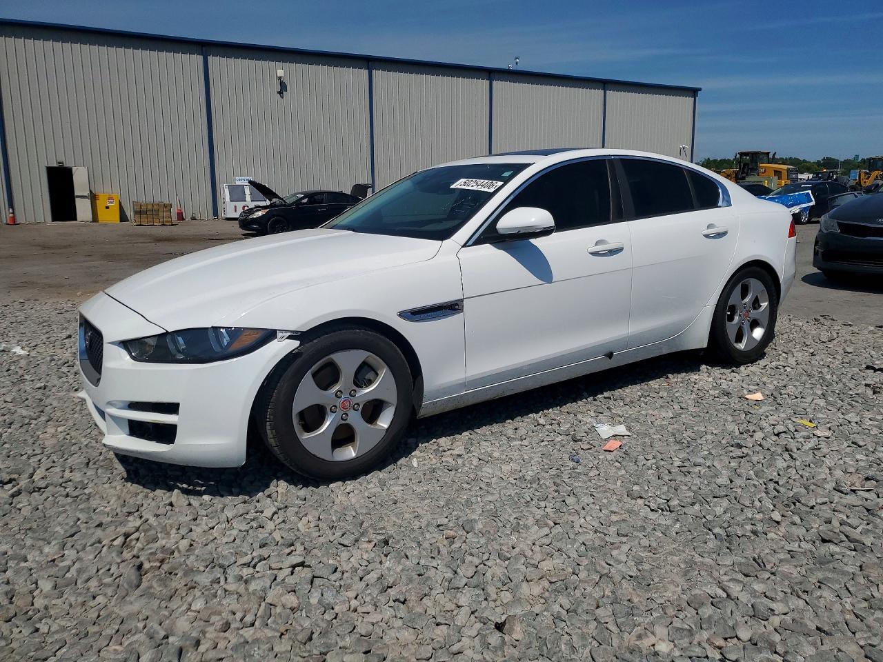 Salvage Jaguar XE Image