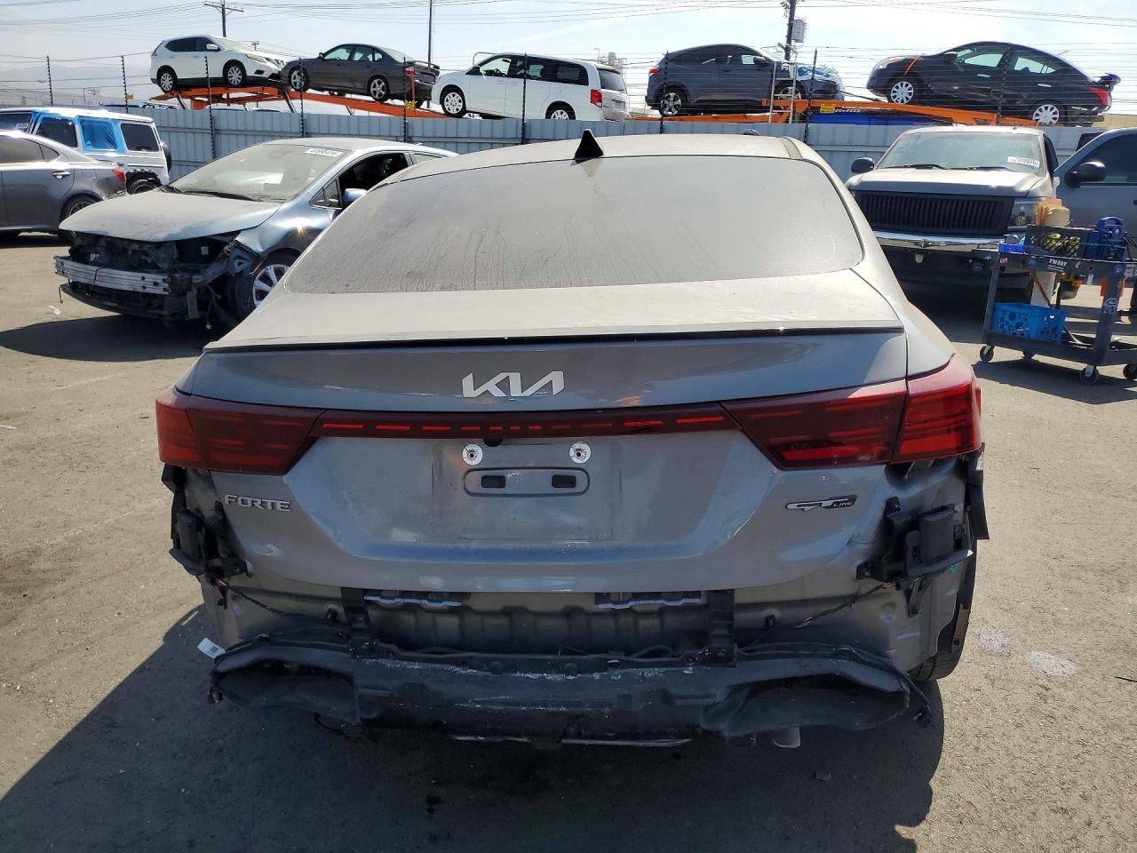 Kia Forte Gt-line