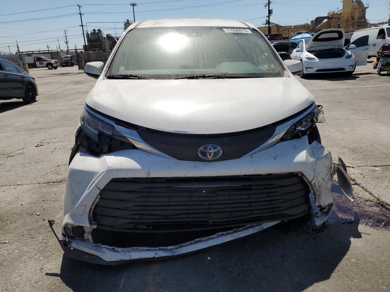 Toyota Sienna Le