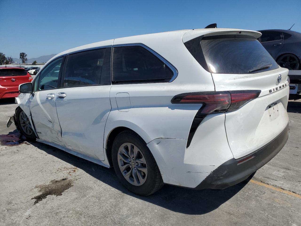 Toyota Sienna Le