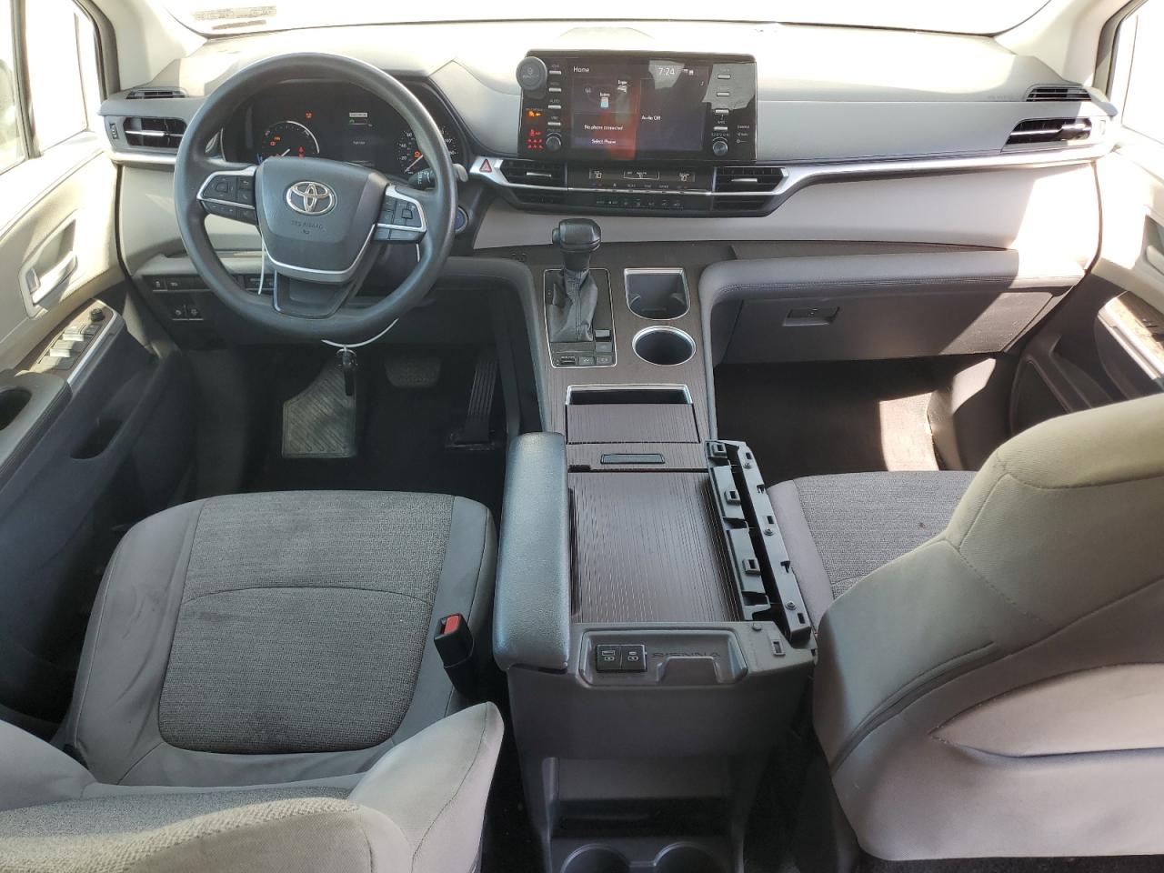 Toyota Sienna Le
