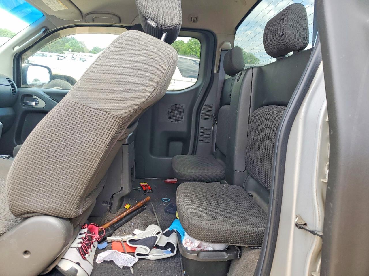 Nissan Frontier Se