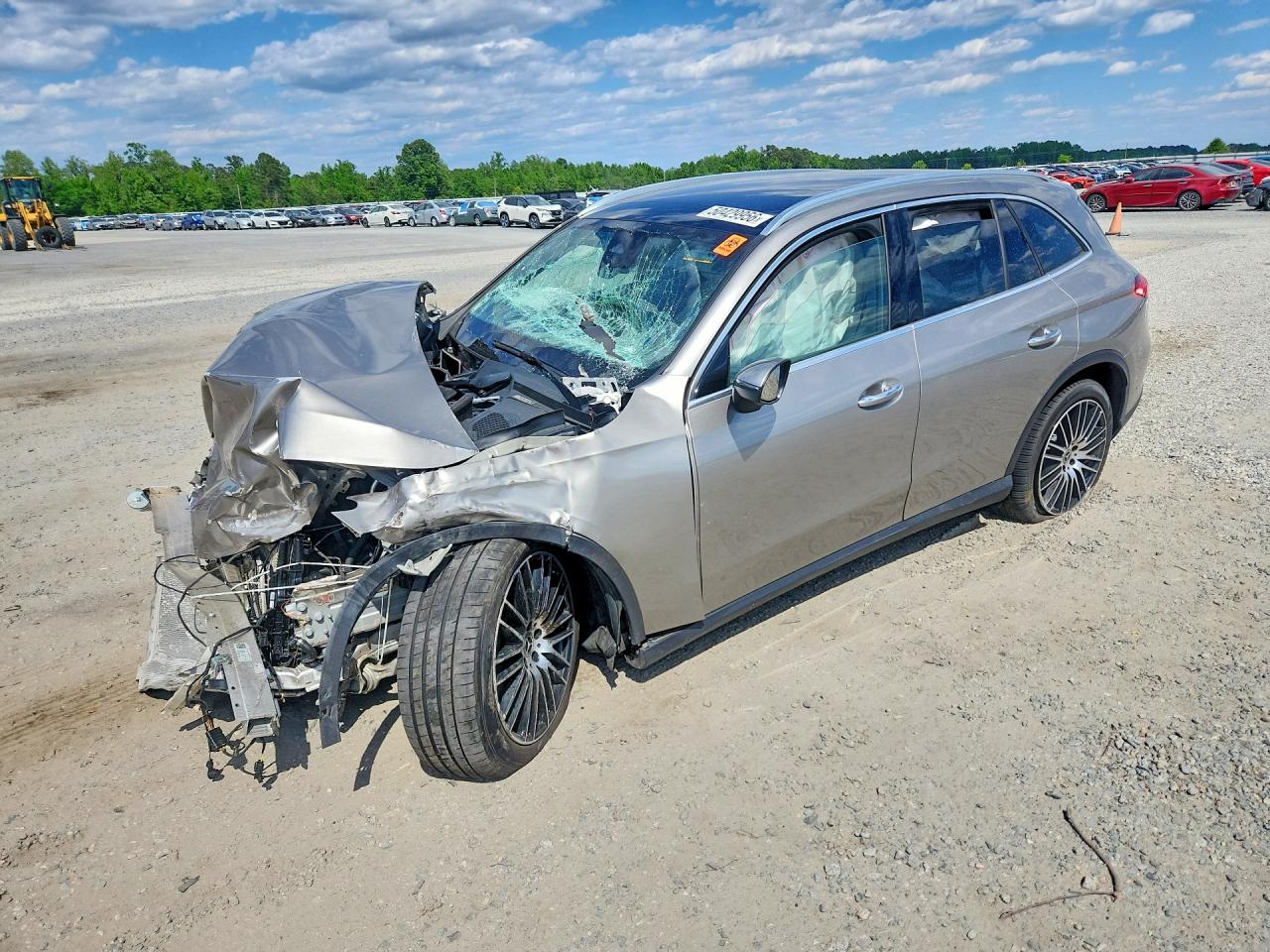 Salvage Mercedes-Benz GLC Image