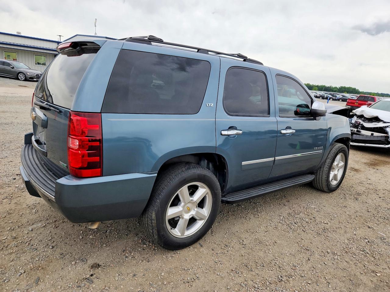 Chevrolet Tahoe C1500 Ltz
