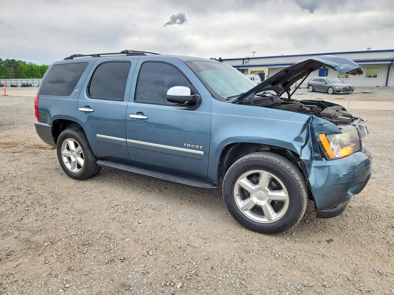 Chevrolet Tahoe C1500 Ltz