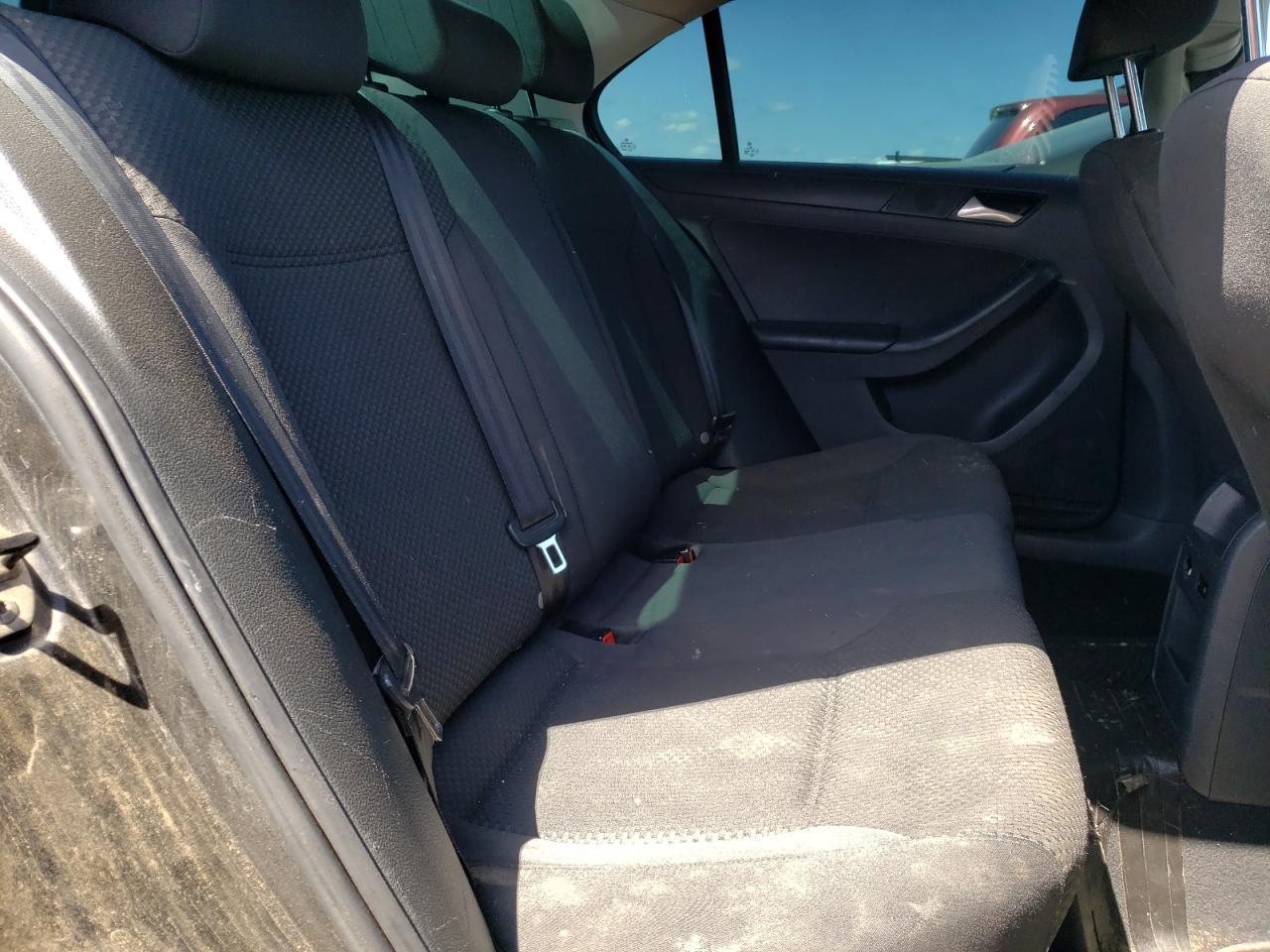 Volkswagen Jetta Base