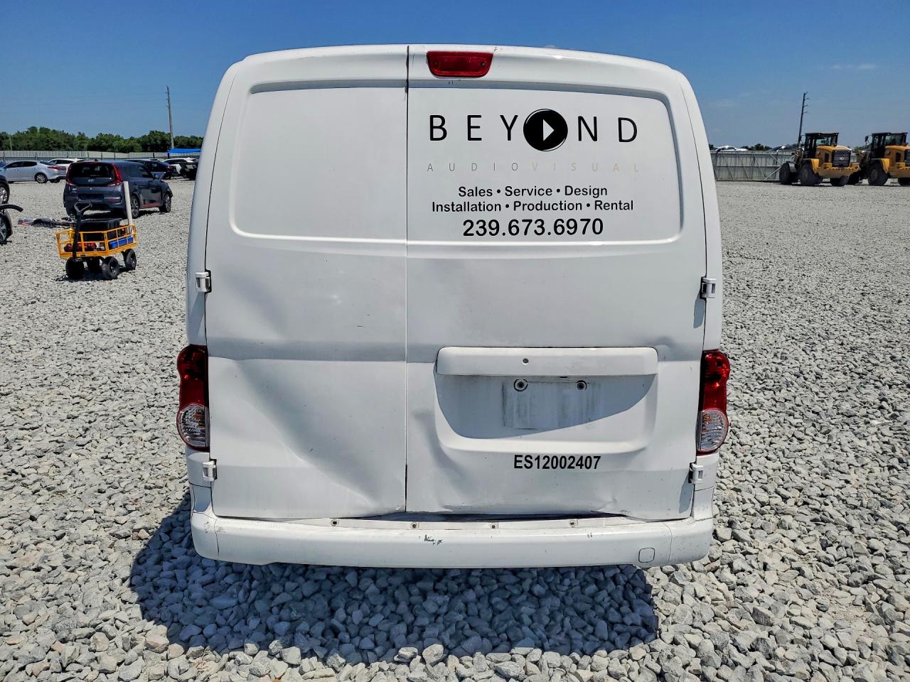 Nissan Nv 2.5s