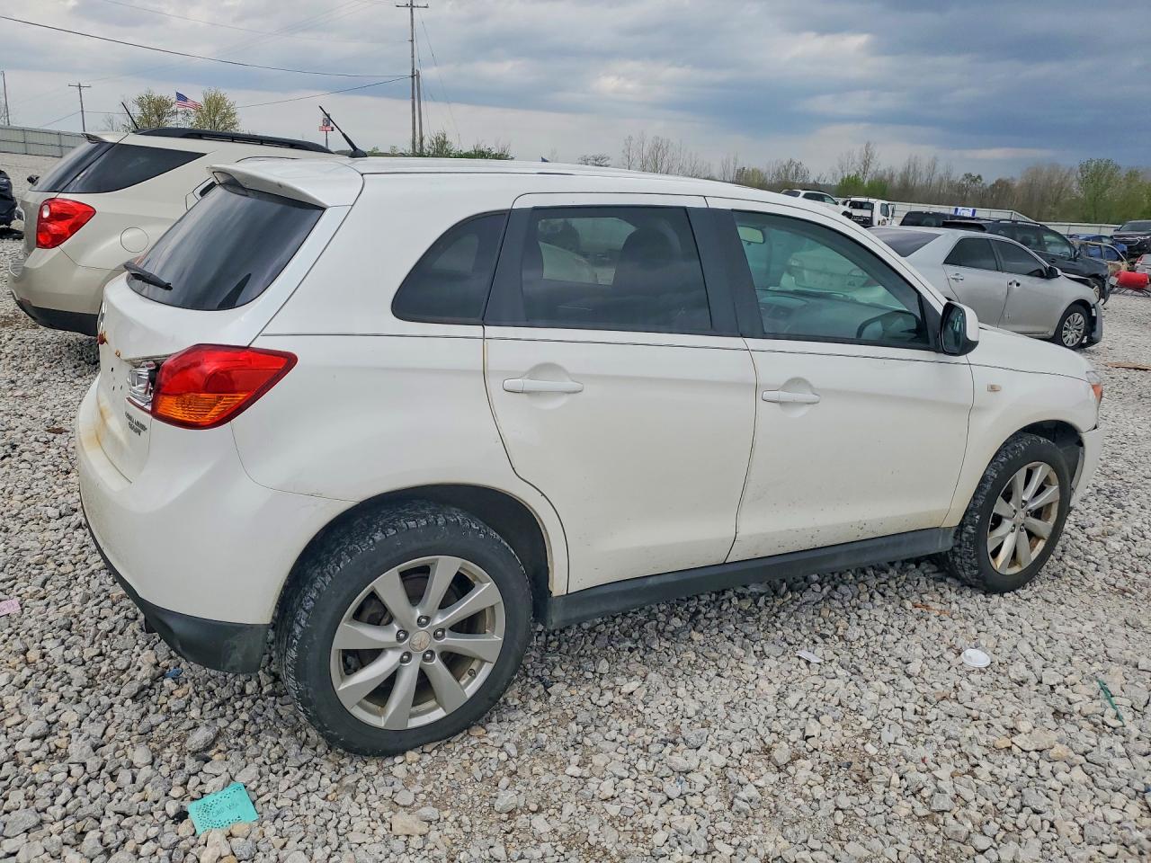 Mitsubishi Outlander Es