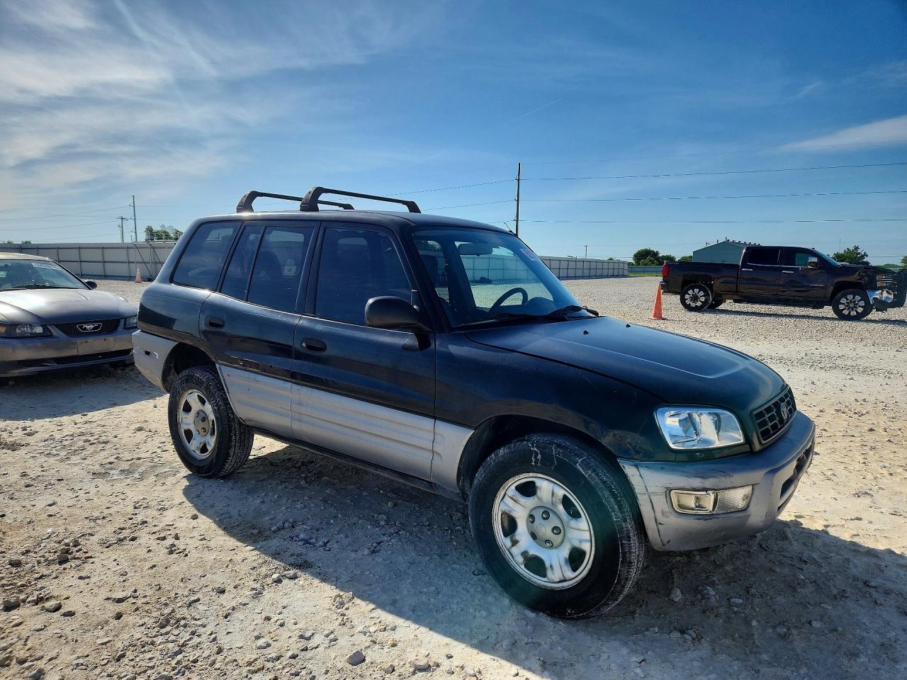 Toyota RAV4 Base