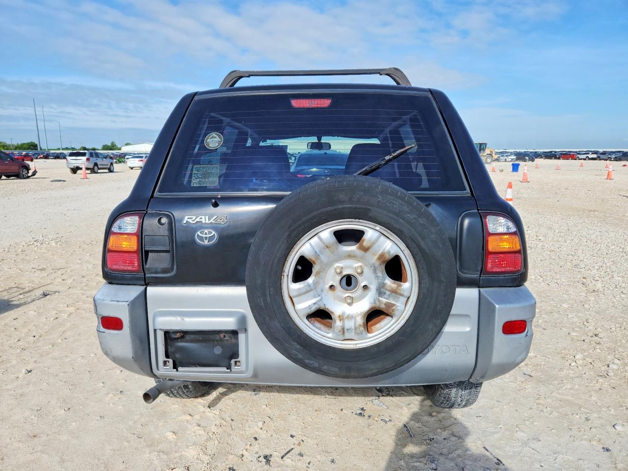 Toyota RAV4 Base