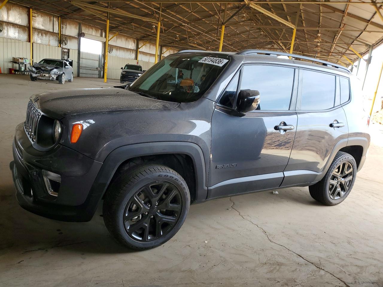 Salvage Jeep Renegade Image