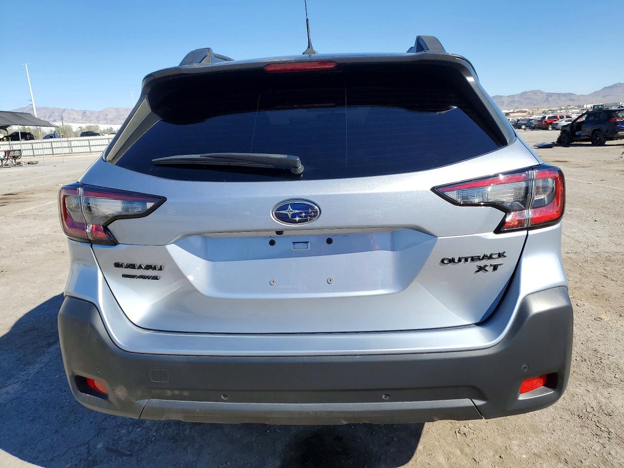 Subaru Outback Onyx Edition Xt