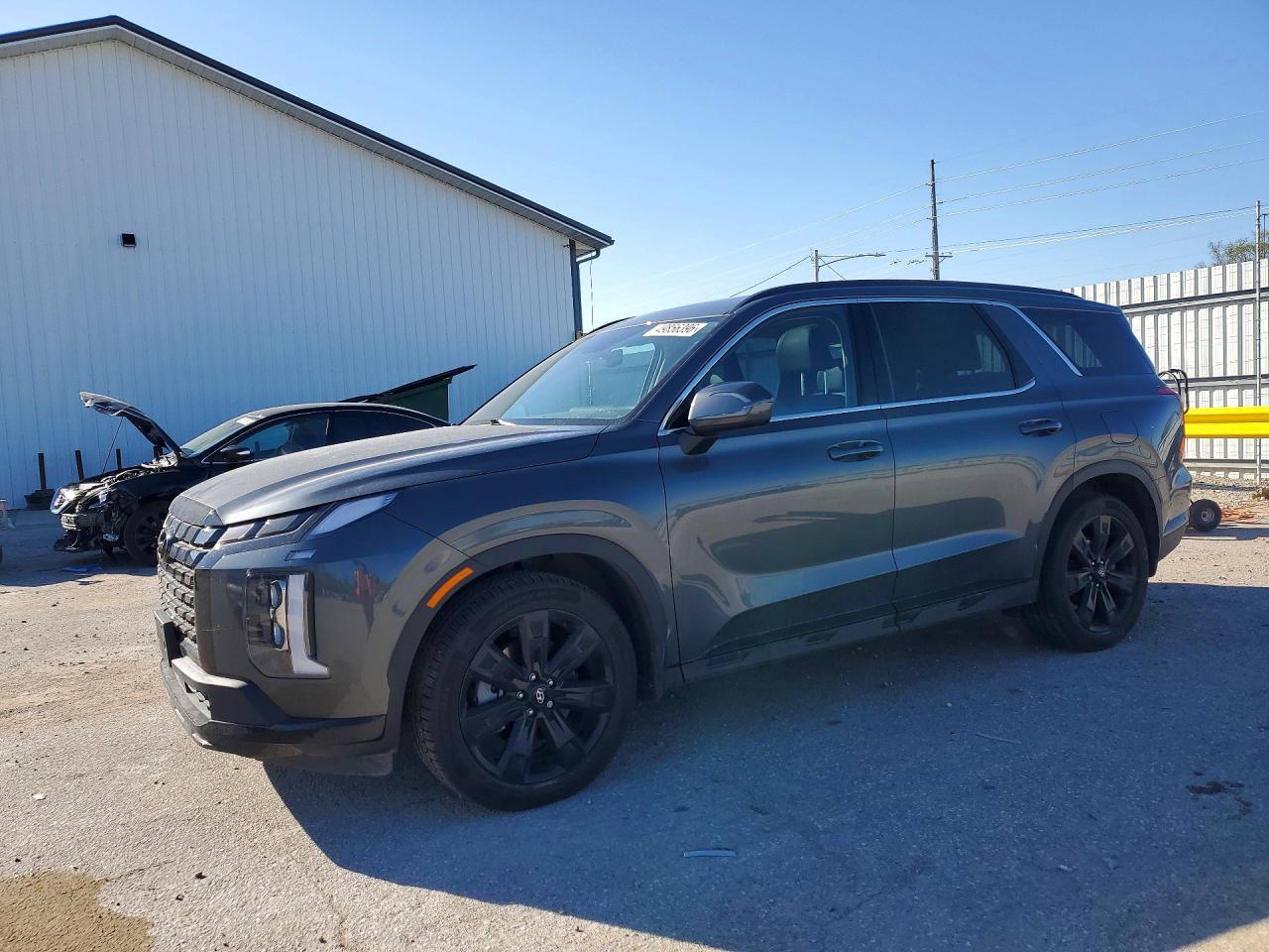 Salvage Hyundai PALISADE Image