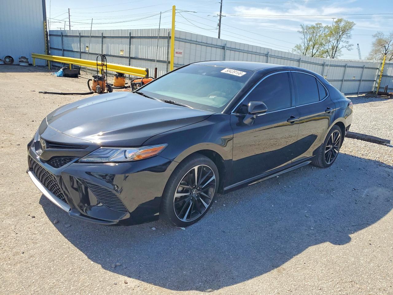 Salvage Toyota Camry Image