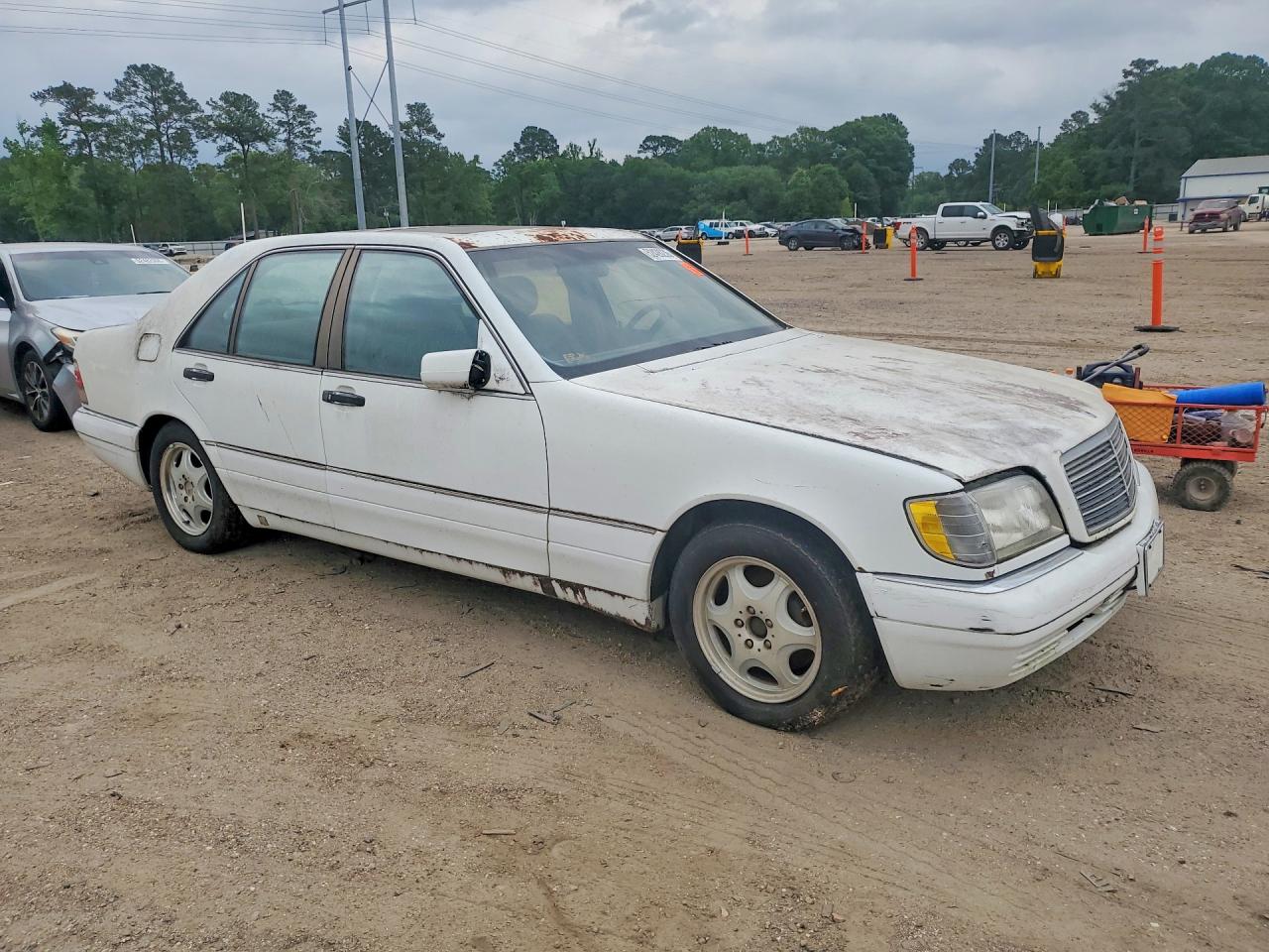 Mercedes-Benz S-Class 320w