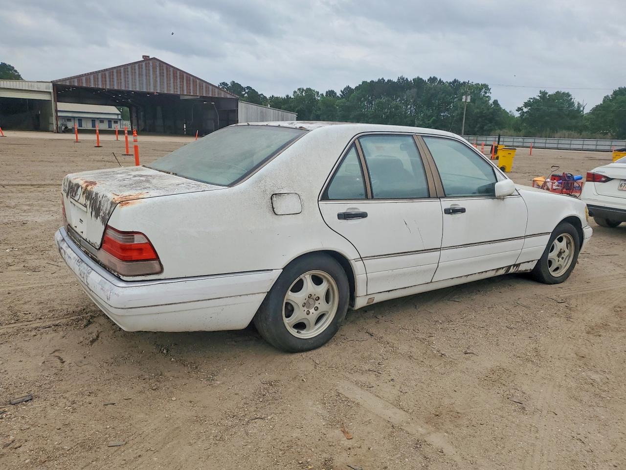 Mercedes-Benz S-Class 320w