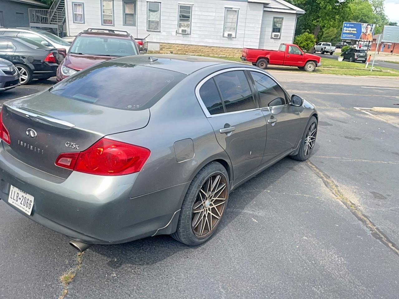 INFINITI G25 X