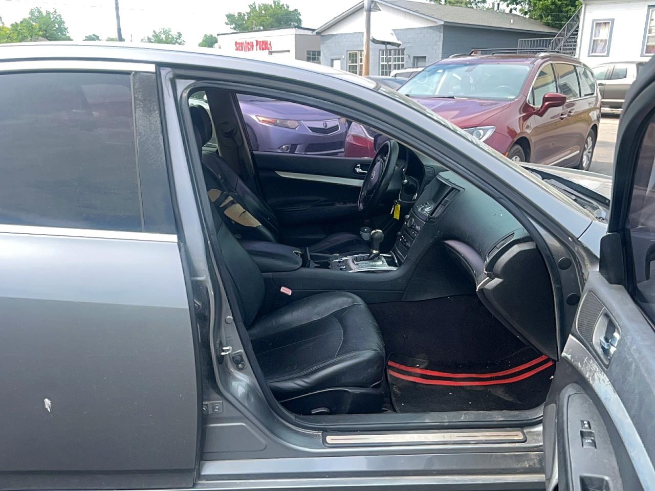 INFINITI G25 X