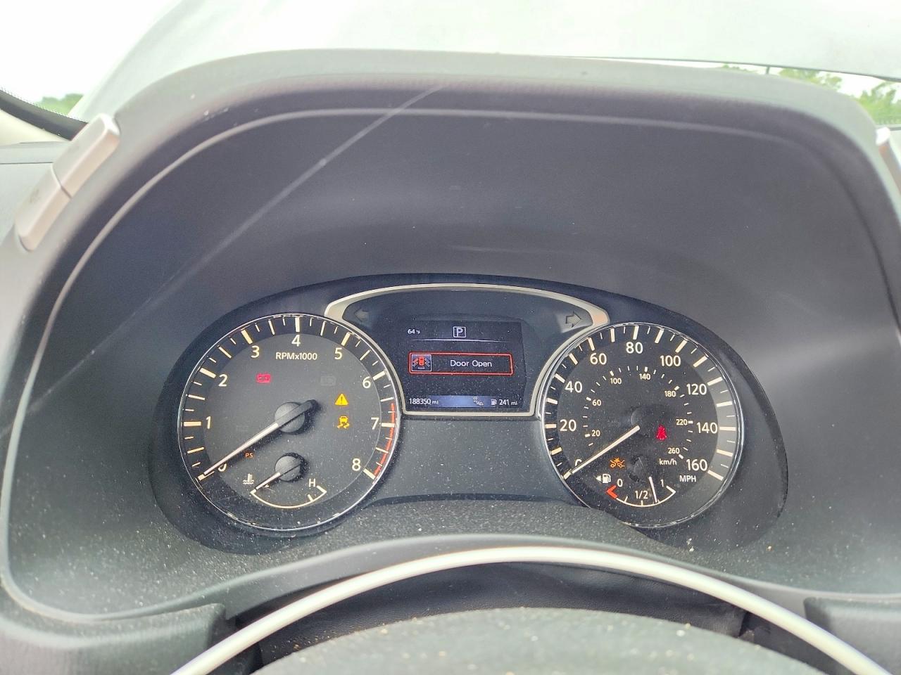 Nissan Pathfinder Sv