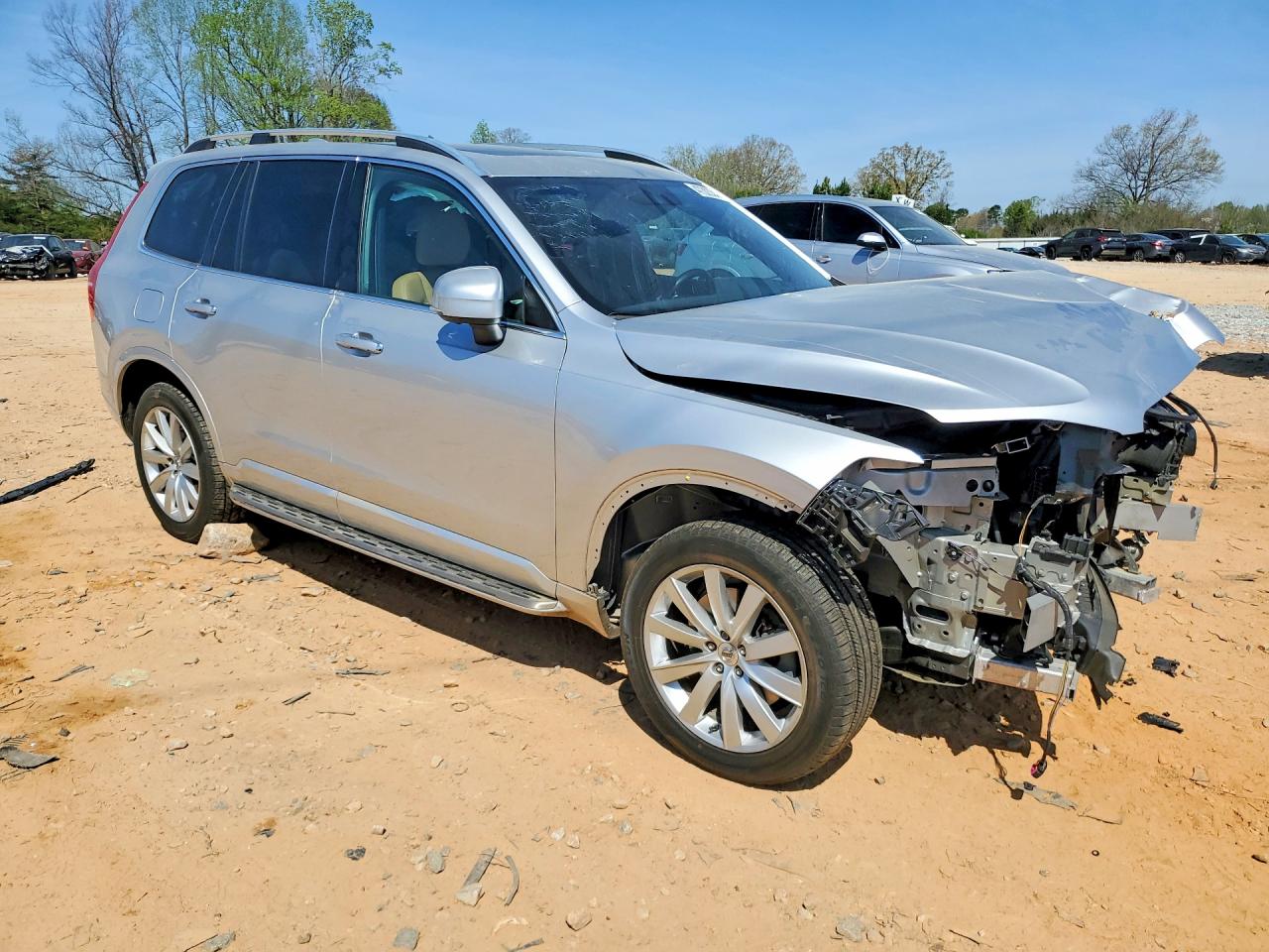 Volvo XC90 T6