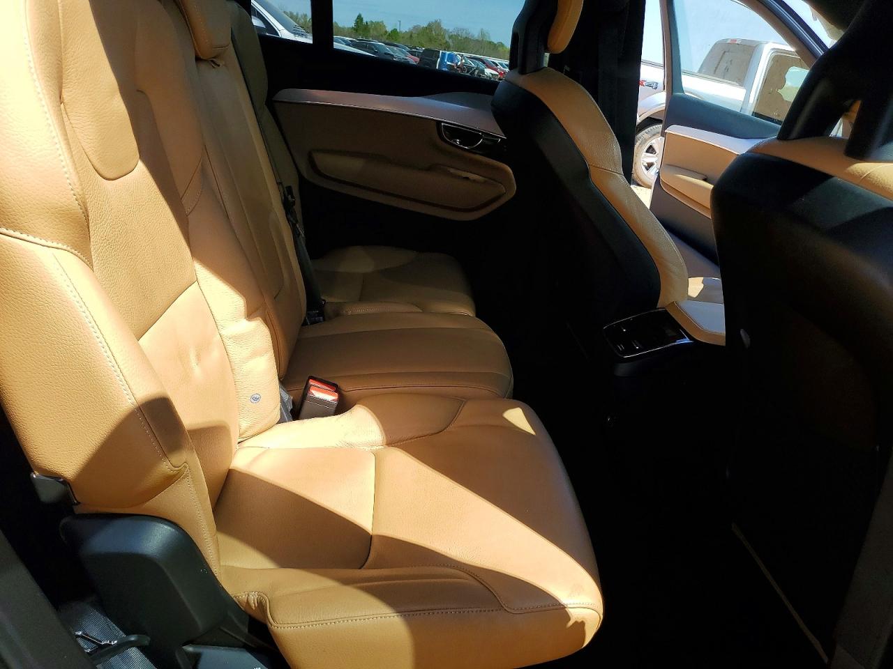 Volvo XC90 T6