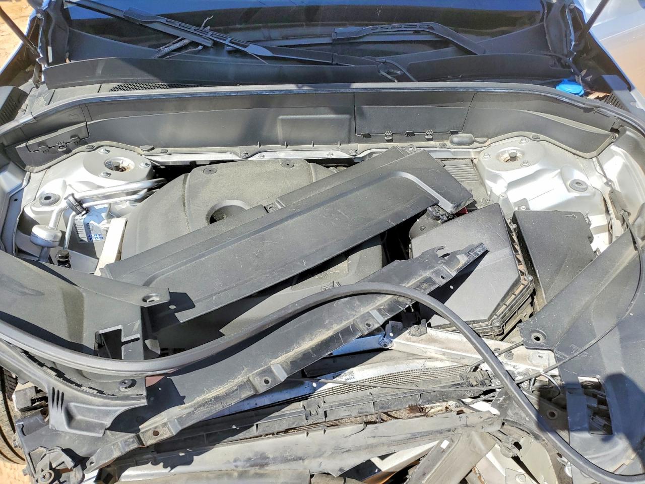 Volvo XC90 T6