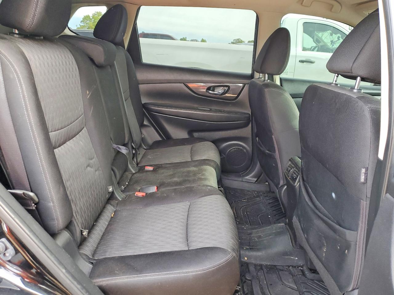Nissan Rogue Sv