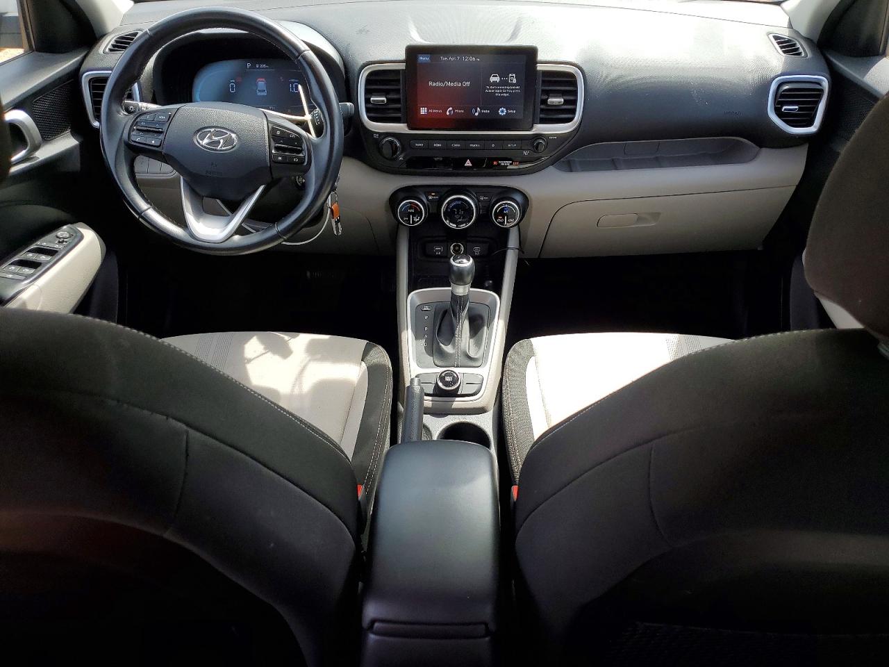 Hyundai VENUE Sel