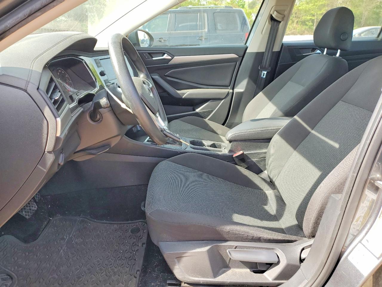 Volkswagen Jetta S