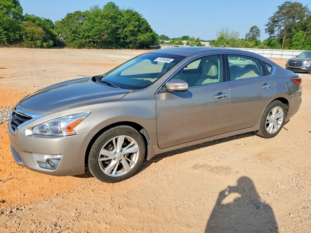 Salvage Nissan Altima Image