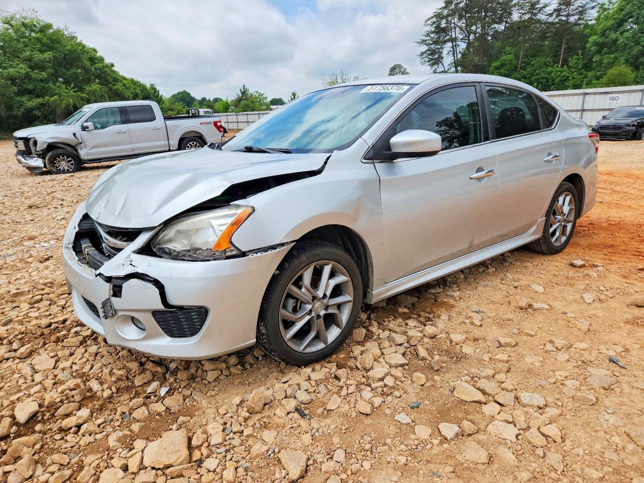 Salvage Nissan Sentra Image